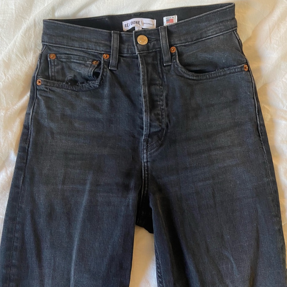 Re/Done black cut off jeans